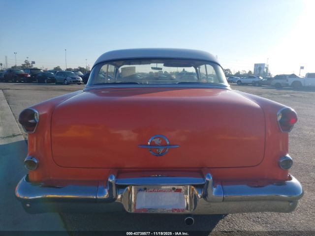 Oldsmobile Holiday 88 Image 15