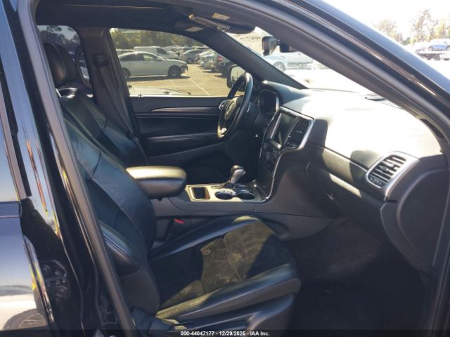 Jeep Grand Cherokee Altitude 4x2 Image 3