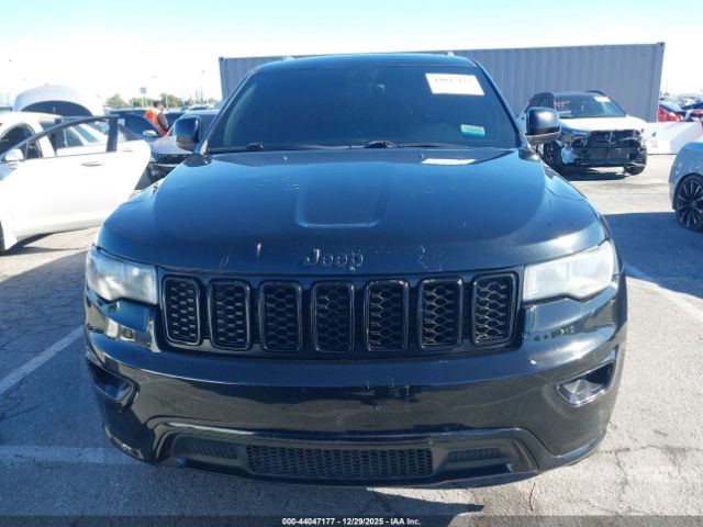 Jeep Grand Cherokee Altitude 4x2 Image 13