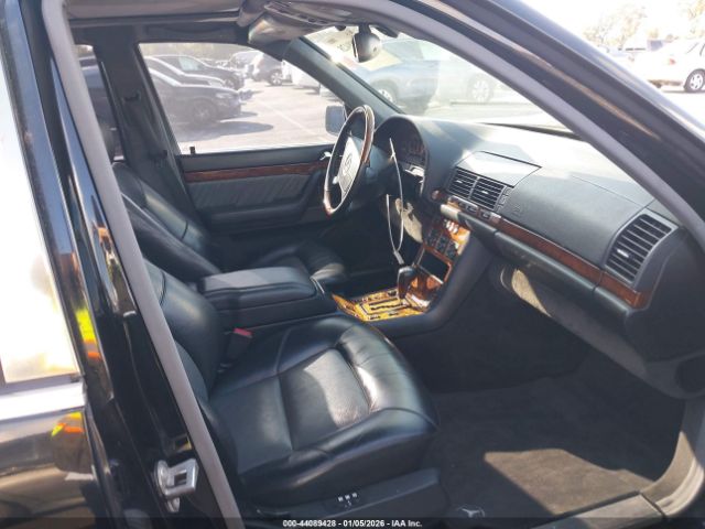 Mercedes-Benz S-Class 600 Image 2