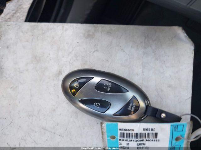 Hyundai ELANTRA Sel Image 16