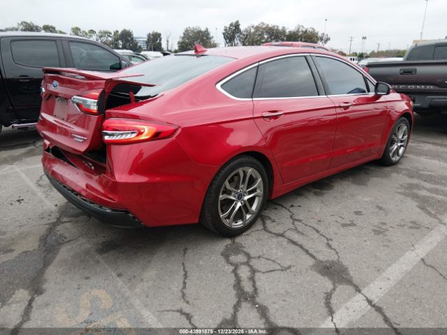 Ford Fusion Hybrid Titanium Image 8