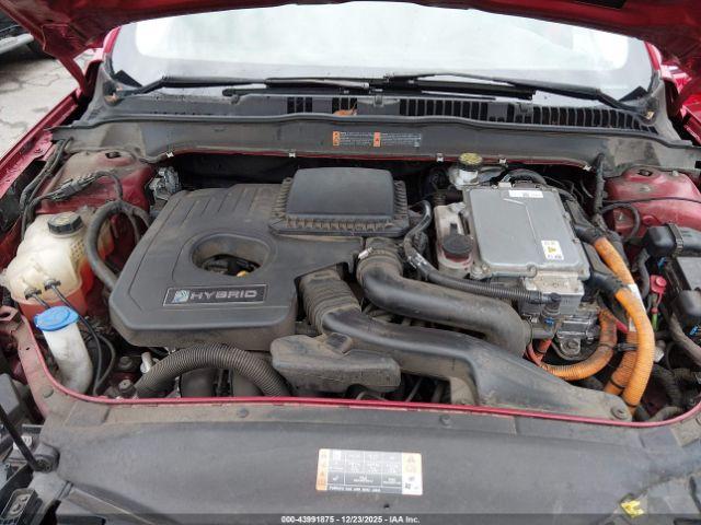 Ford Fusion Hybrid Titanium Image 11