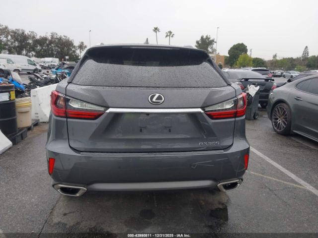 Lexus RX Image 4