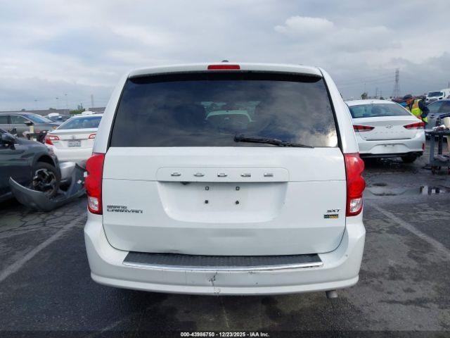 Dodge Grand Caravan Sxt Image 7