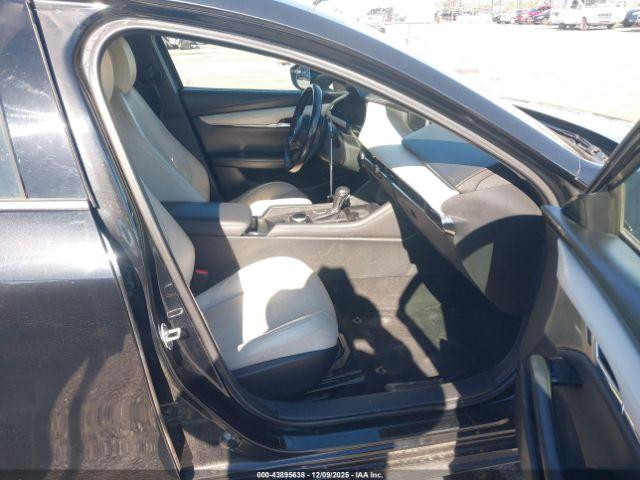 Mazda Mazda3 Premium Package Image 7