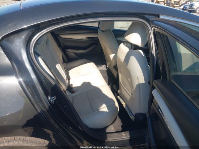 Mazda Mazda3 Premium Package Image 5