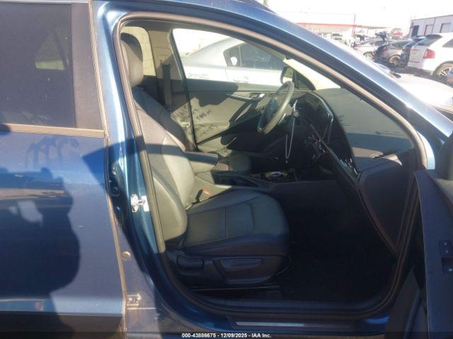 Kia Niro Sx Touring Image 2