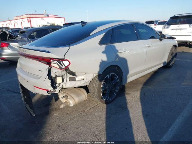 Kia K5 Gt-line Image 6