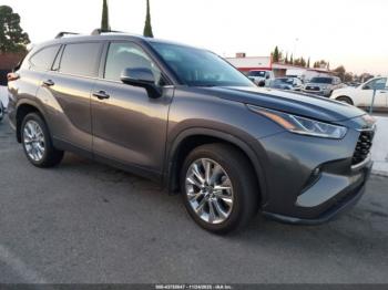  Salvage Toyota Highlander