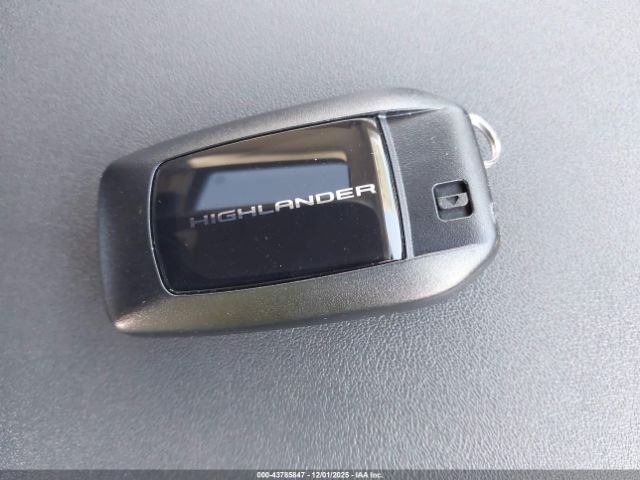 Toyota Highlander Limited Image 13