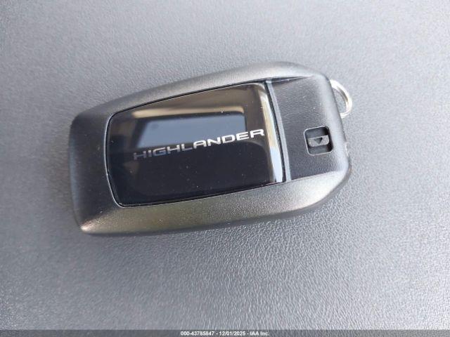 Toyota Highlander Limited Image 13