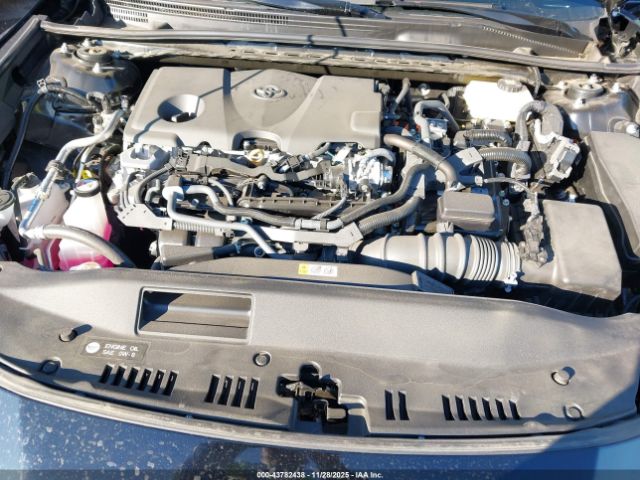 Toyota Camry Se Image 10