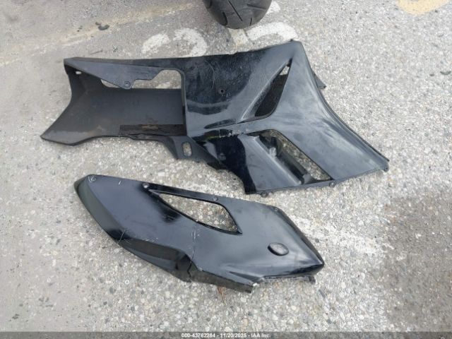 Honda Cbr1000 Rr Image 16