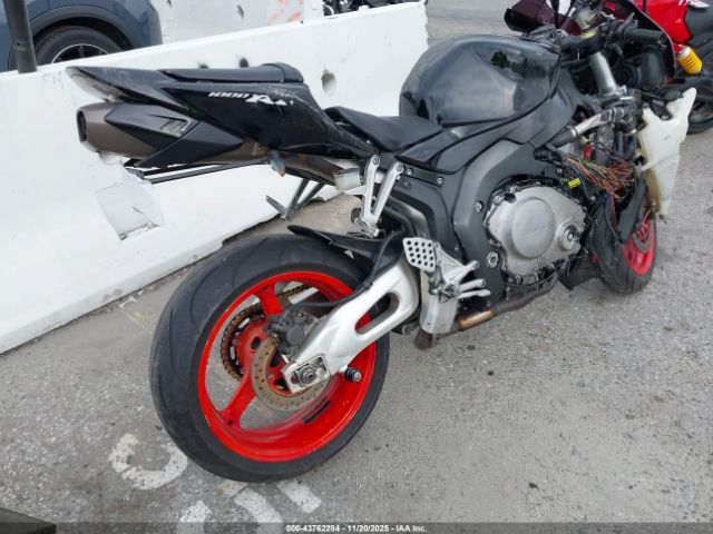 Honda Cbr1000 Rr Image 10
