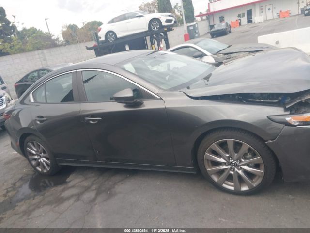 Mazda Mazda3 Select Package Image 15