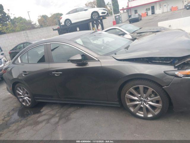 Mazda Mazda3 Select Package Image 15