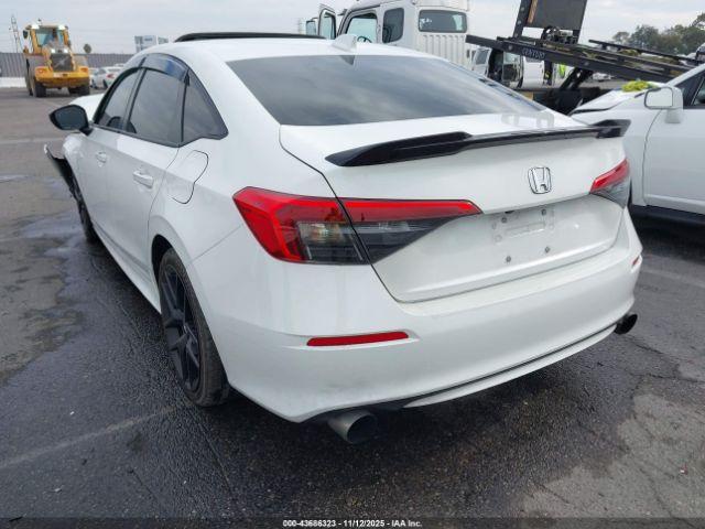 Honda Civic Sedan Image 6