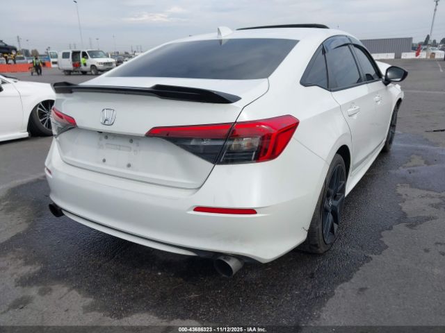 Honda Civic Sedan Image 4