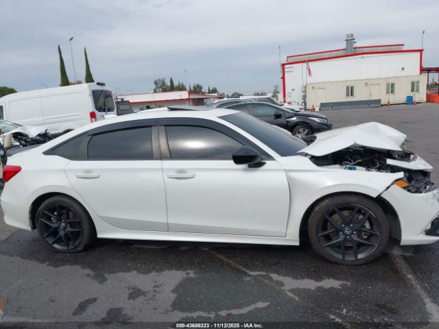 Honda Civic Sedan Image 11