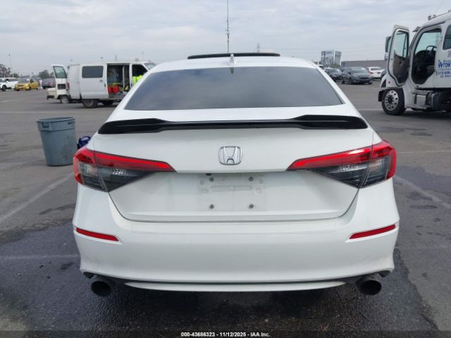 Honda Civic Sedan Image 12