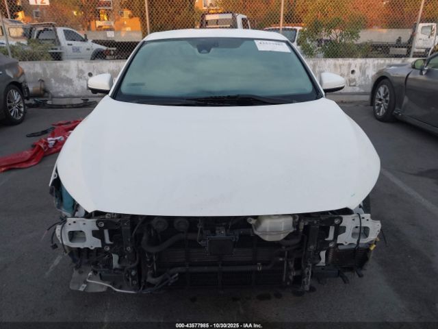 Honda Clarity Plug-In Hybrid Touring Image 19