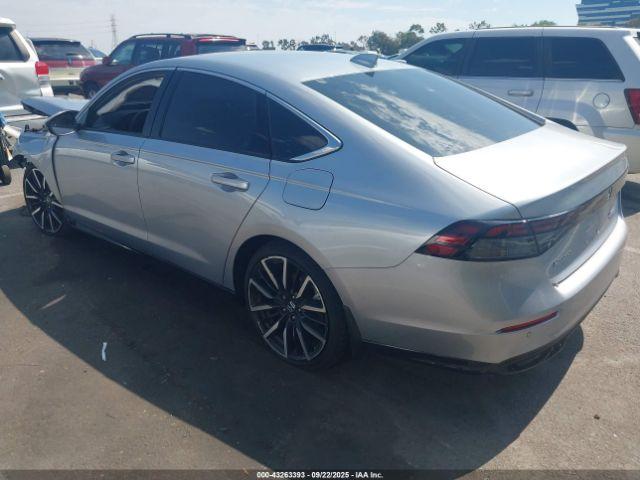 Honda Accord Touring Image 13