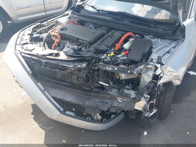 Honda Accord Touring Image 6