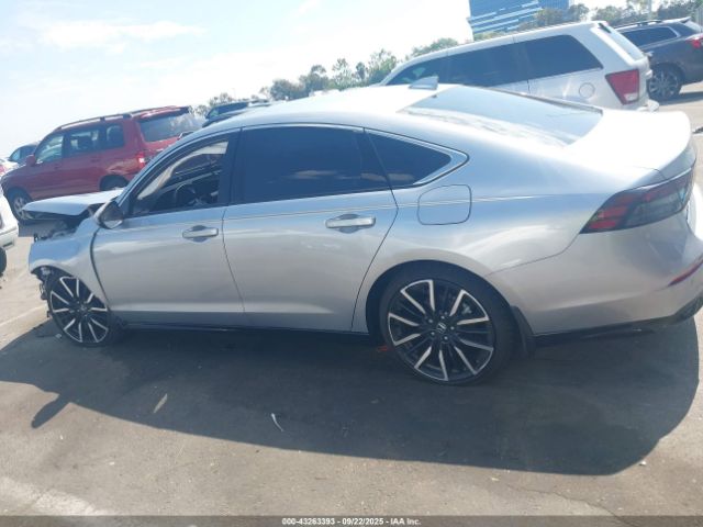 Honda Accord Touring Image 15