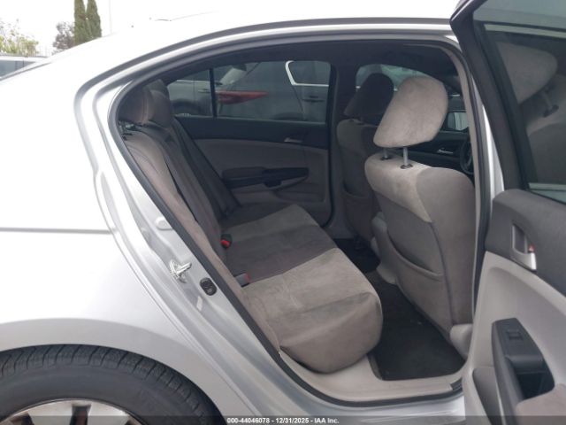 Honda Accord 2.4 Lx Image 9