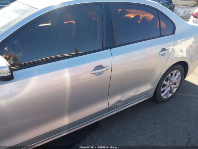 Volkswagen Jetta 2.5l Se Image 15