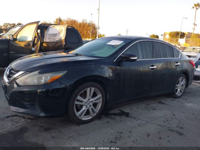 Nissan Altima Image 13