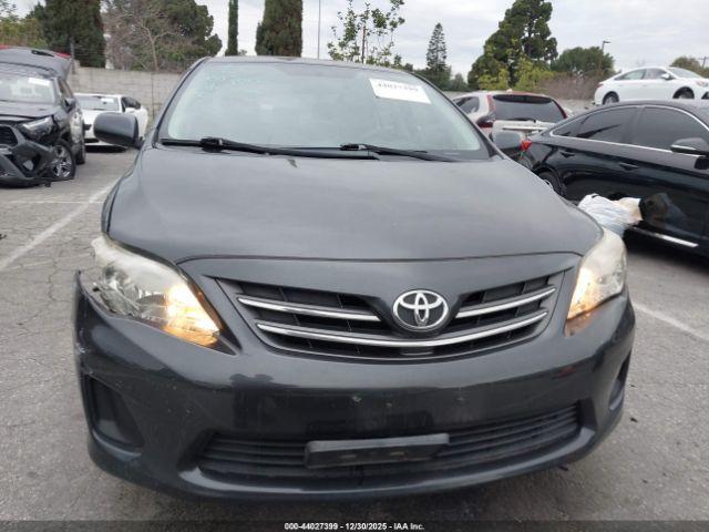 Toyota Corolla Le Image 8