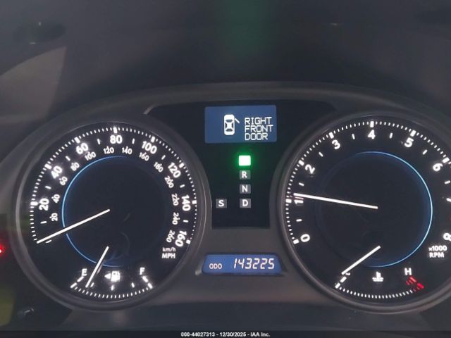 Lexus Is Image 9