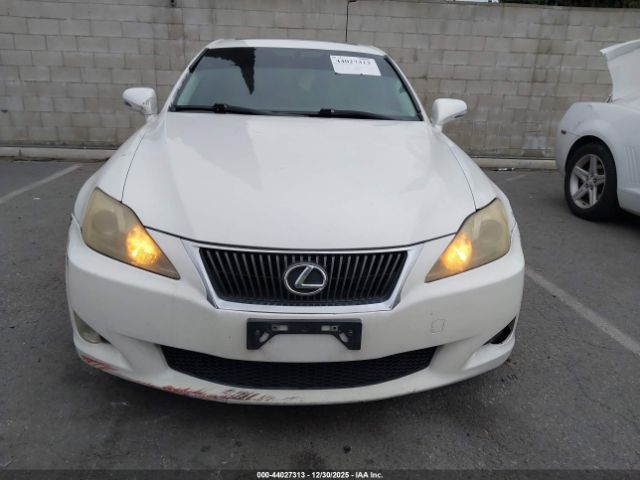 Lexus Is Image 15