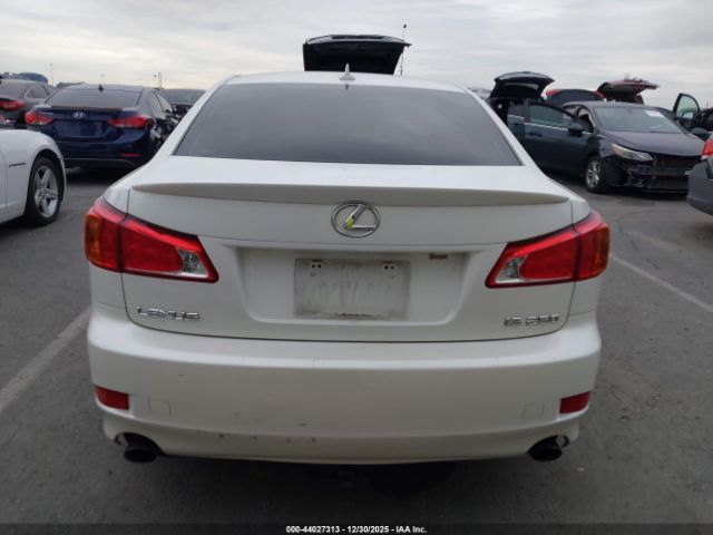 Lexus Is Image 3