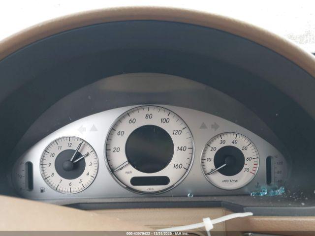 Mercedes-Benz E-Class 4matic Image 16