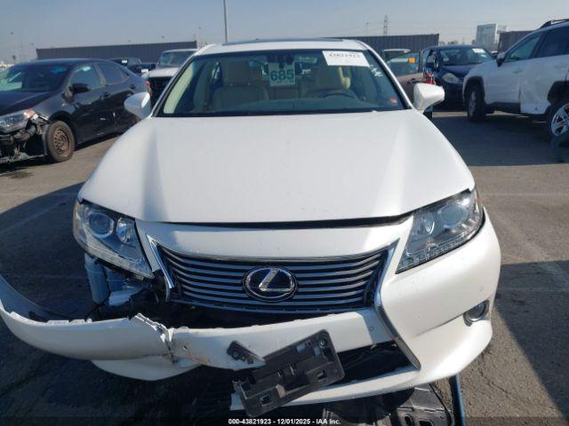 Lexus Es Image 16