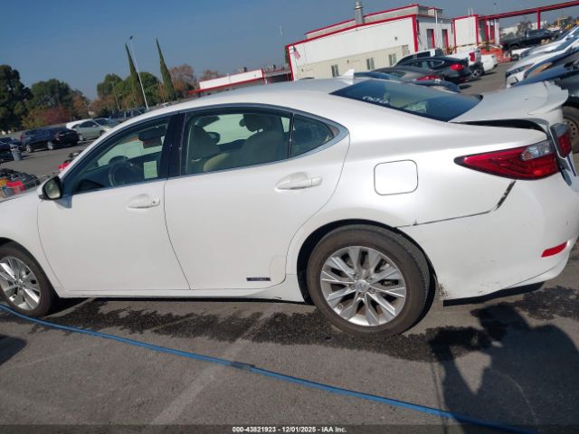 Lexus Es Image 15
