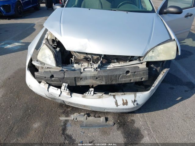 Ford Focus Zx4 Image 8