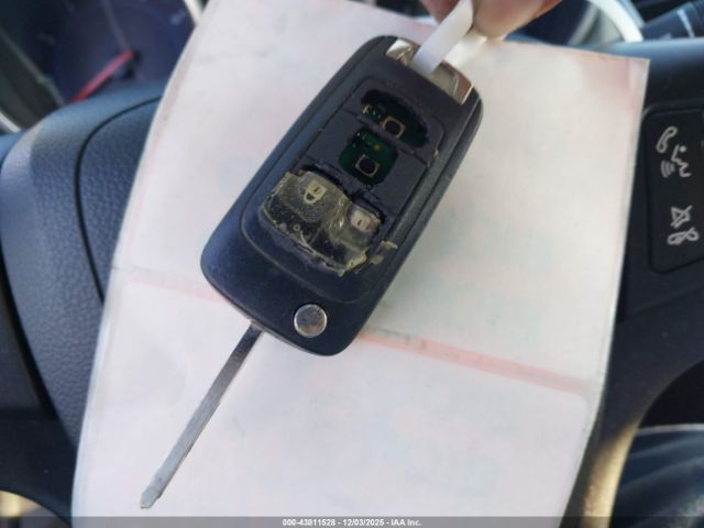 Chevrolet Cruze Ls Auto Image 8