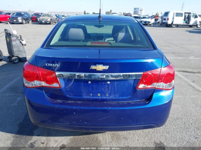 Chevrolet Cruze Ls Auto Image 7