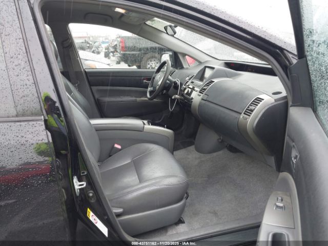 Toyota Prius Image 11