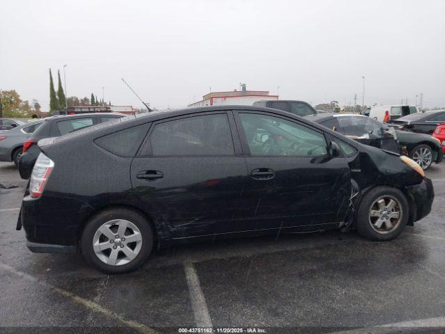 Toyota Prius Image 12