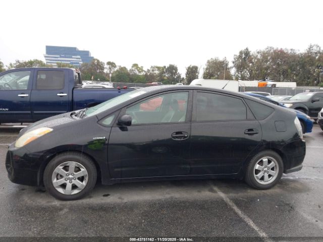 Toyota Prius Image 10