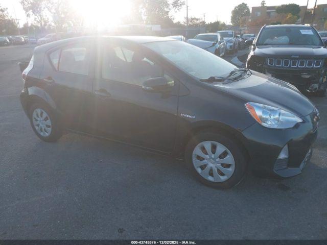 Salvage Toyota Prius c