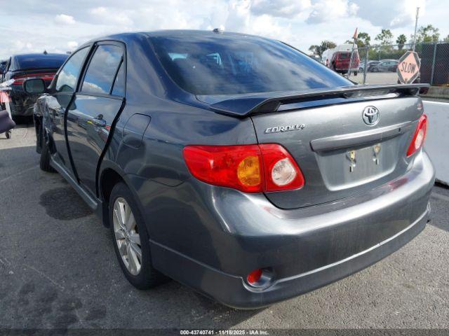 Toyota Corolla S Image 10