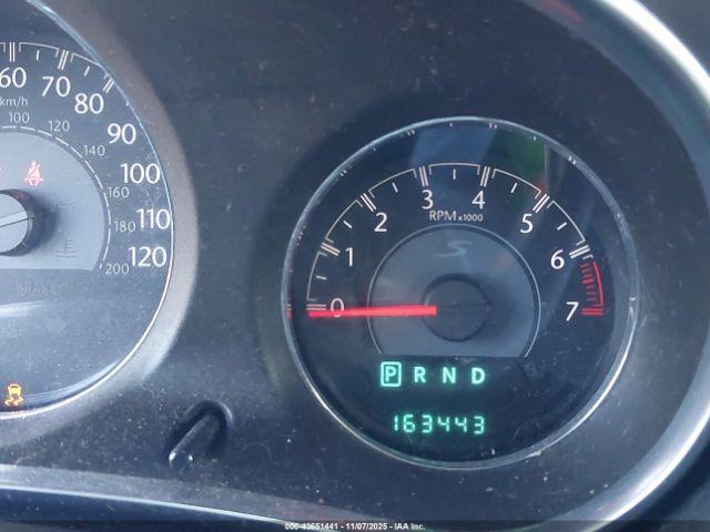 Chrysler 200 Touring Image 15