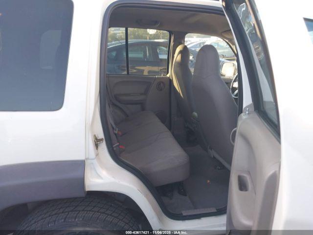 Jeep Liberty Sport Image 13