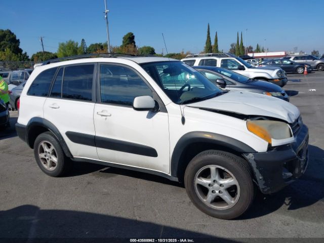 Toyota RAV4 Image 8